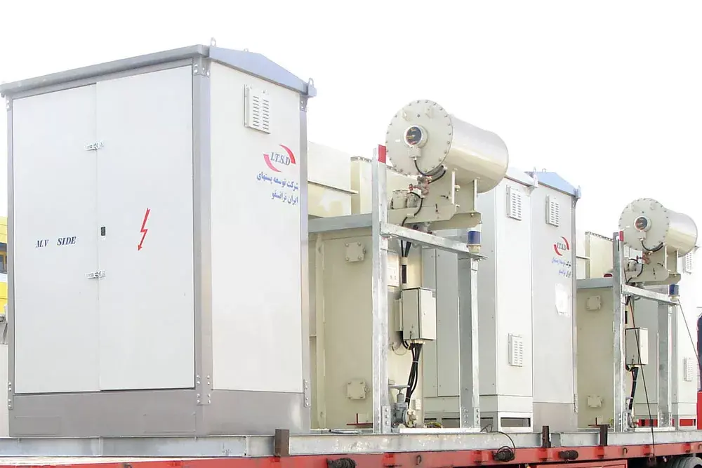 Fully oil-filled pad-mounted substations